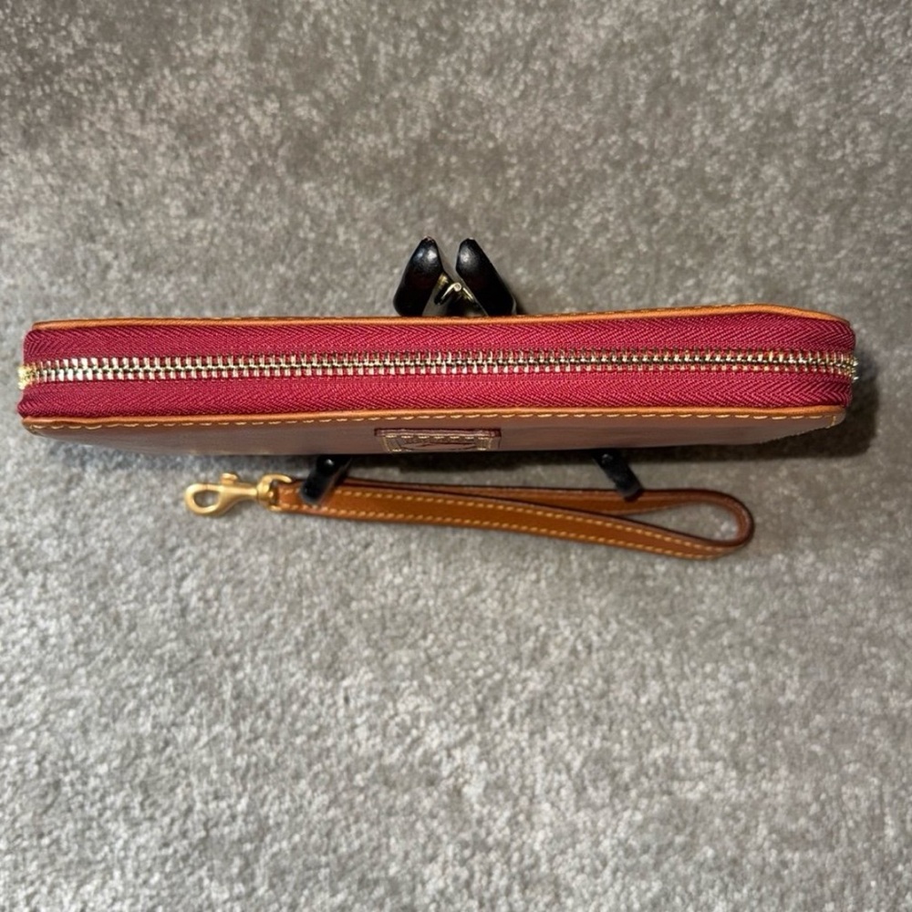Dooney & Bourke Florentine wristlet in natural - Picture 4 of 12